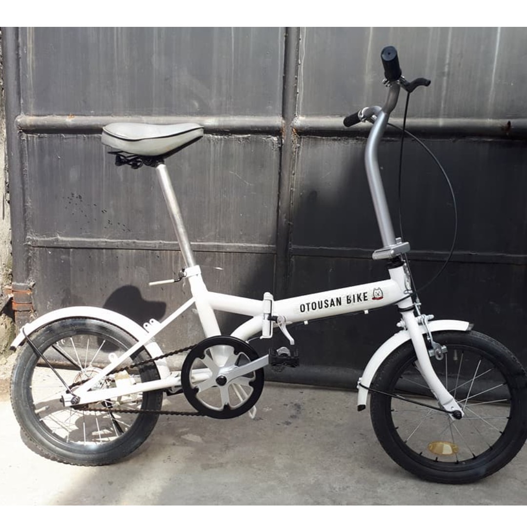 OTOUSAN WHITE FOLDING BIKE (FREE DELIVERY AND NEGOTIABLE!), Sports