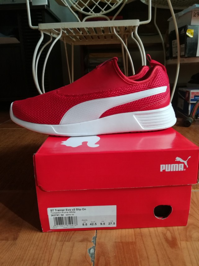 red pumas size 5