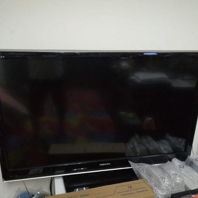 Toshiba Regza 46 Inch Lcd Tv 46rv500e Home Appliances Tvs