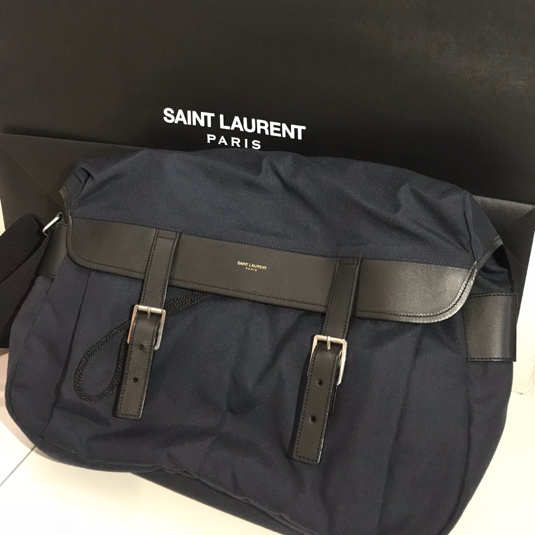 Ysl messenger bag online mens