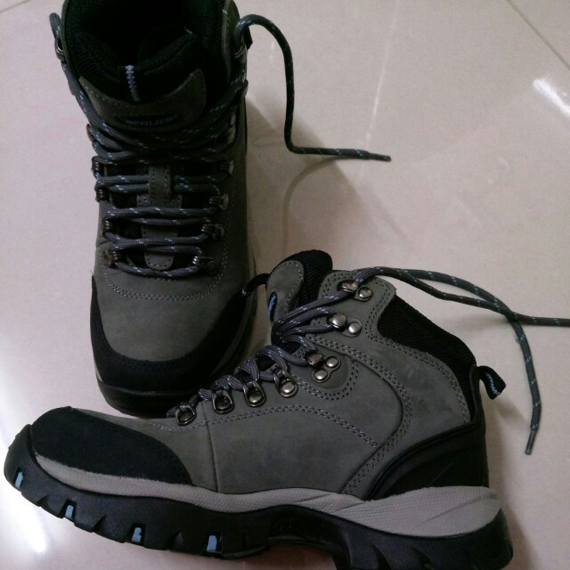 womens fashion hiking boots