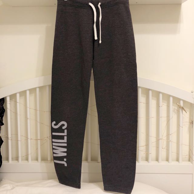 Jack Wills Lingham Wills logo joggers/ sweatpants/ leggings 運動褲, 女裝, 褲＆半截裙,  牛仔褲、Leggings - Carousell