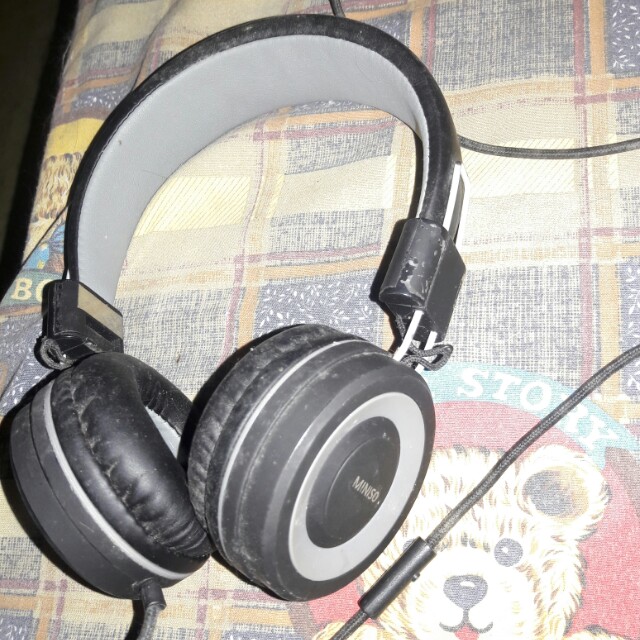 miniso headphones price