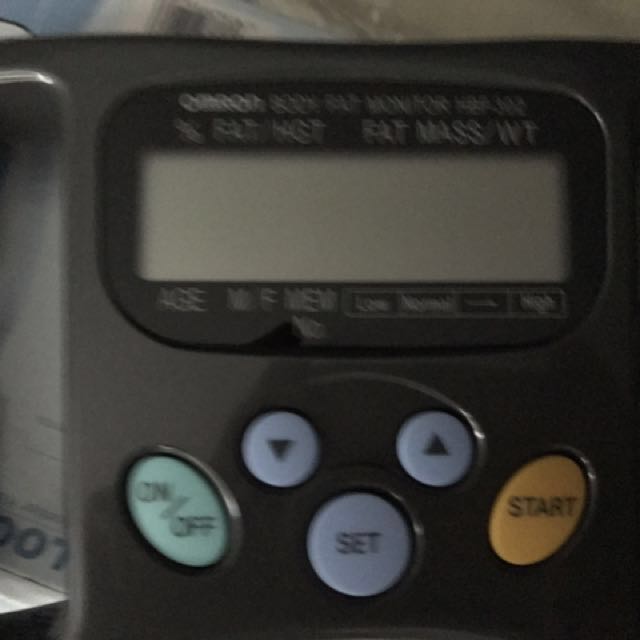 Omron body fat monitor (HBF302), Health & Nutrition, Health Monitors