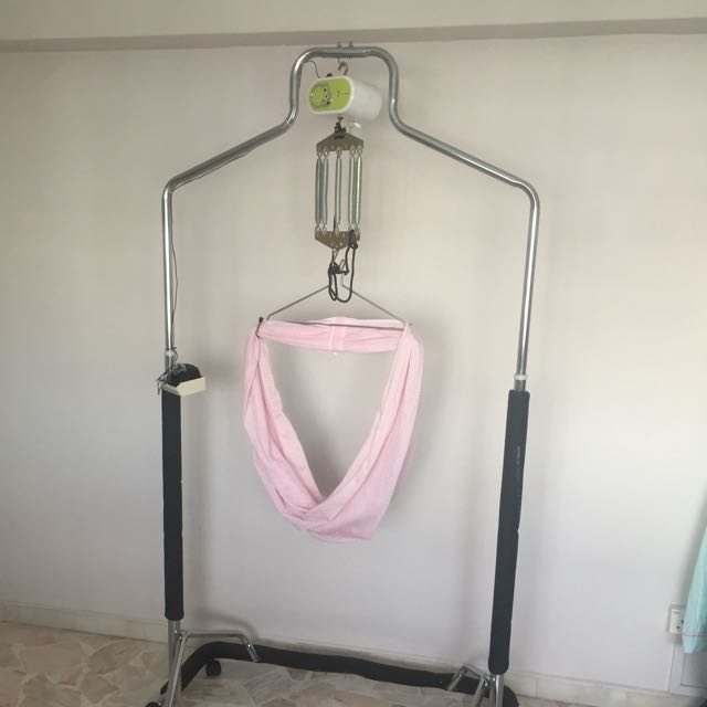 cloth cradle with stand