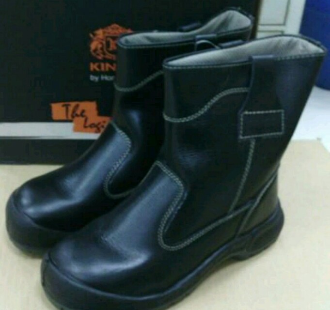 Sepatu Safety Merk King Fesyen Pria Sepatu Di Carousell