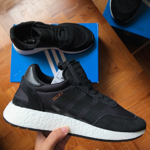 iniki all black