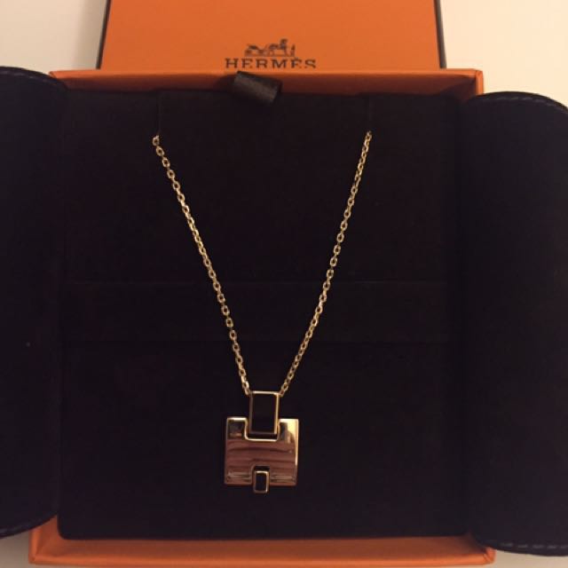 Hermes eileen pendant sale