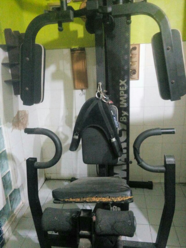 Exercise Machine (Category: Cardio & Fitness Machines) located in Seri Kembangan. Submitted by roseilla (Listing ID 146196715, Image 3). Description: Self collect GYM as it is purchase 2500.00 let go price 1000 nego.