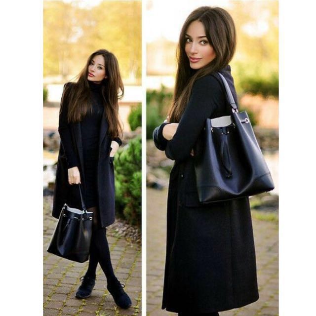 Furla stacy top medium bucket bag