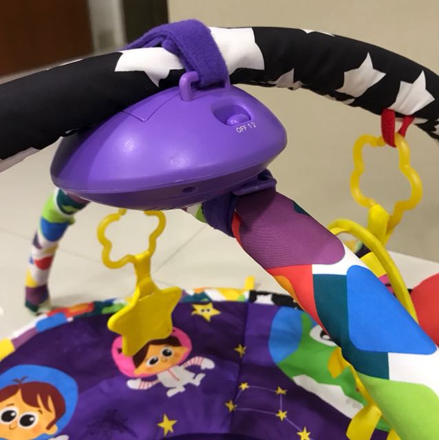 lamaze space play mat