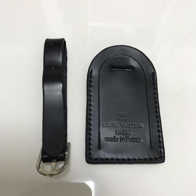 black louis vuitton luggage tag