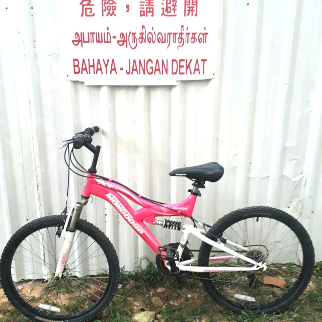 Mongoose xr 75 parts store