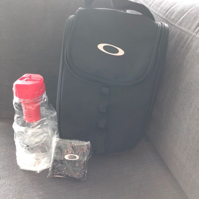 oakley shoe bag