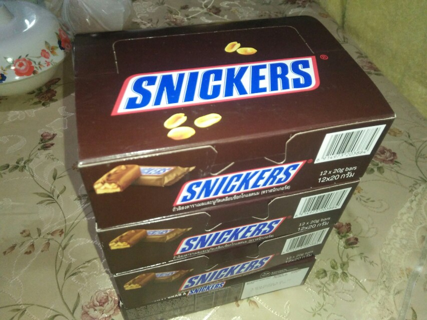 SNICKERS NEW ARRIVAL (Category: Gift Baskets & Hampers) located in Manila. Submitted by walsher (Listing ID 146275954, Image 2). Description: 12pcs x 20g bars.