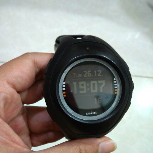 Suunto x10 watch shop