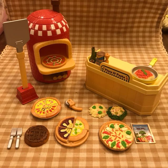 sylvanian families pizza