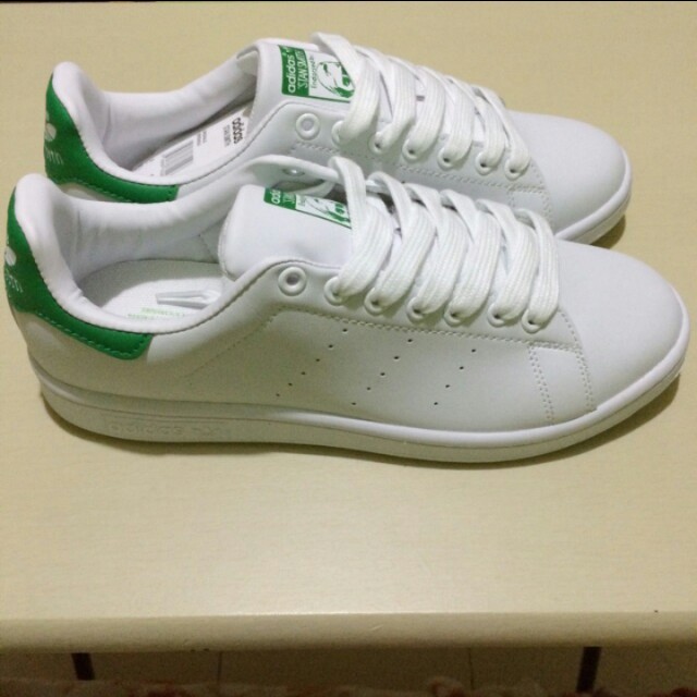 Adidas Stan Smith bought from dubai