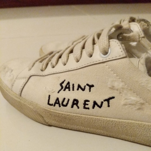 Saint laurent court classic distressed online