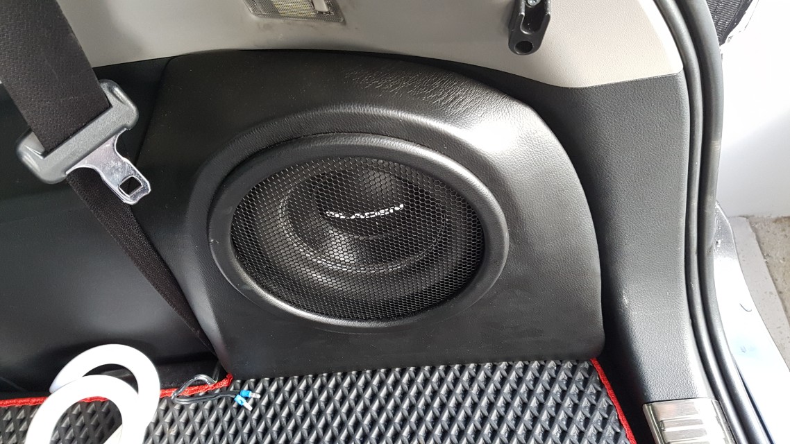 Gladen Sqx 8 Inch With Customised Housing For Toyota Wish Car Accessories On Carousell Gladen Sqx 8 Inch With Customised Housing For Toyota Wish Car Accessories On Carousell