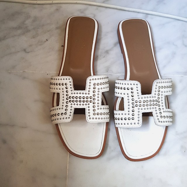Hermes studded sandals hotsell