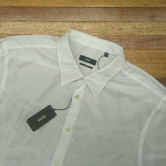Kemeja HUGO BOSS Slimfit Shirt Lengan Panjang Made in Italy, Fesyen Pria,  Pakaian di Carousell