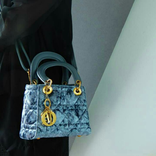 dior mini sling bag