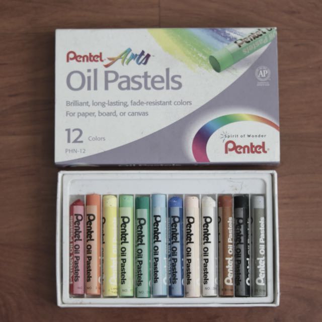 Pentel Oil Pastel 12 Colors (Category: Craft Supplies & Tools) located in Paranaque City. Submitted by 3emjays (Listing ID 146429427, Image 1). Description: Pentel Oil Pastel 12 Colors Good Condition.