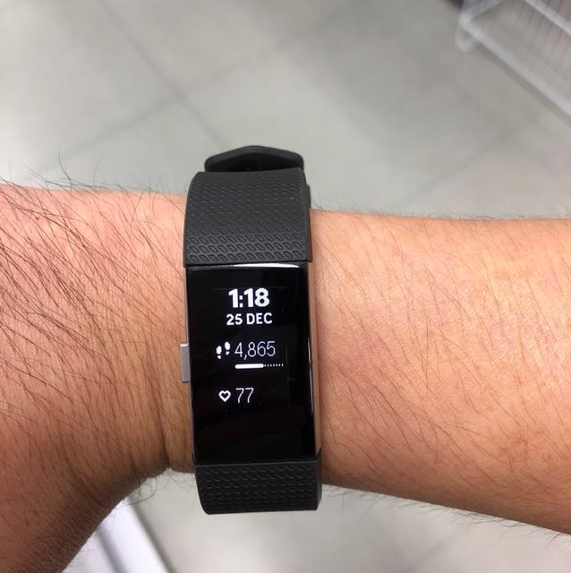 Selling Fitbit Charge 2 black (L) comes 