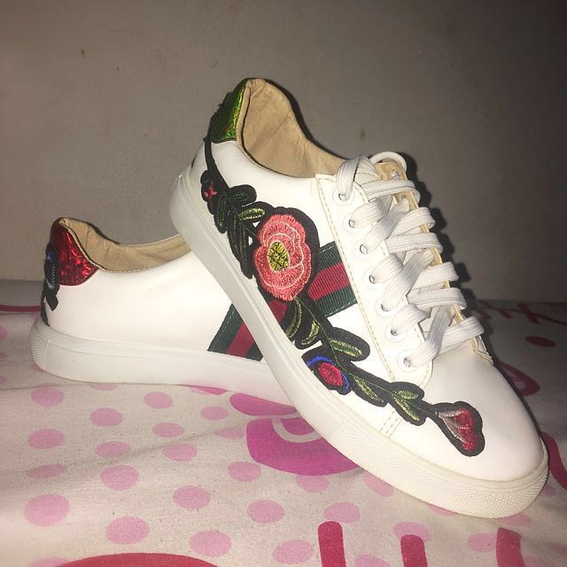 gucci flora sneakers