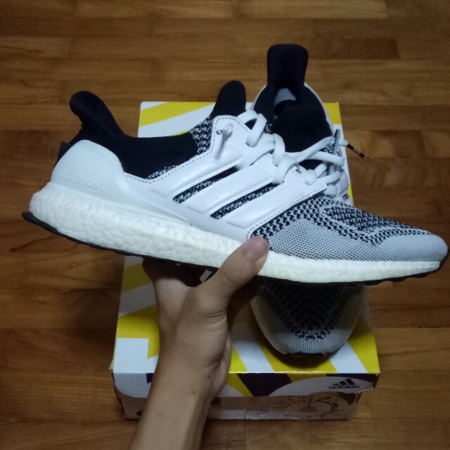 Supreme store ultra boost