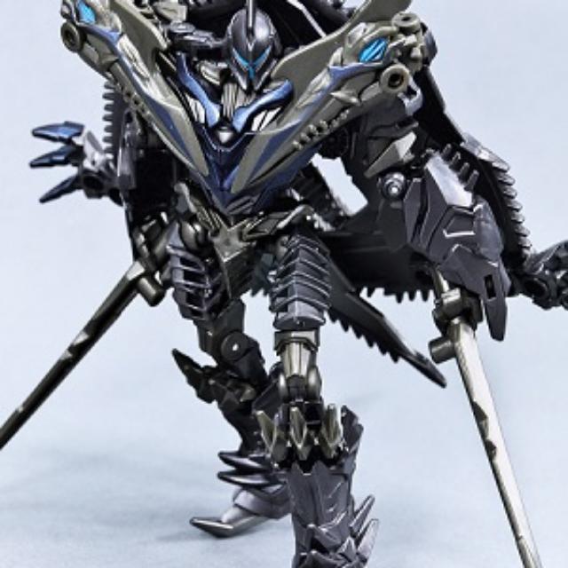 transformers strafe toy