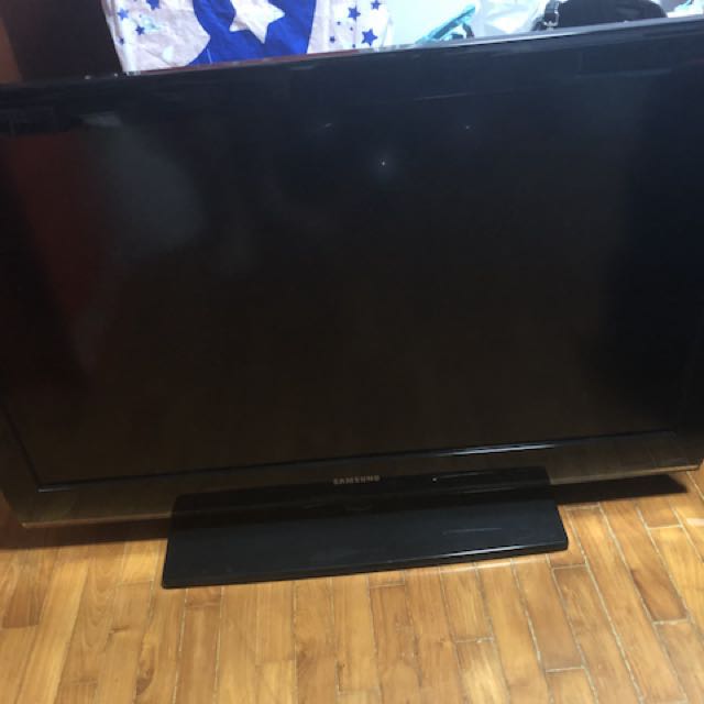 40” Samsung TV for sale, TV & Home Appliances, TV & Entertainment, TV