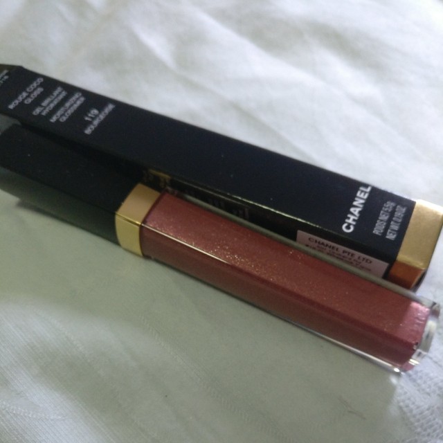 CHANEL ROUGE COCO GLOSS- 716, Beauty & Personal Care, Face, Makeup on  Carousell