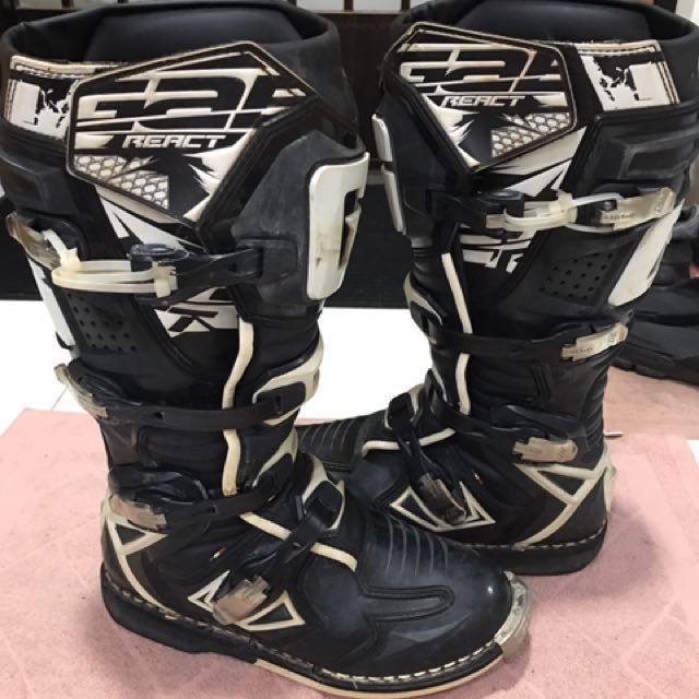 Gaerne react boots outlet