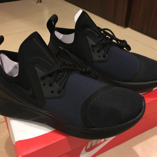 nike lunarcharge price philippines