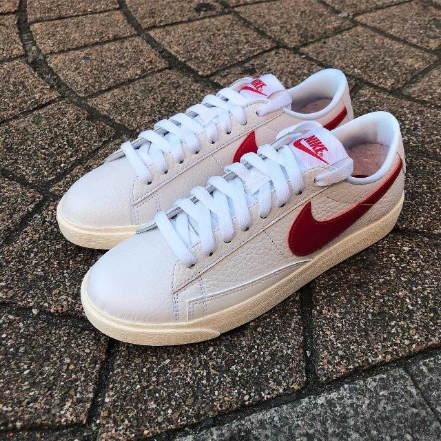 nike wmns blazer low prm