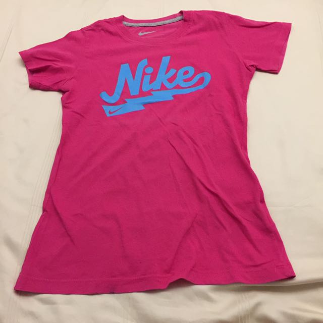 nike top pink