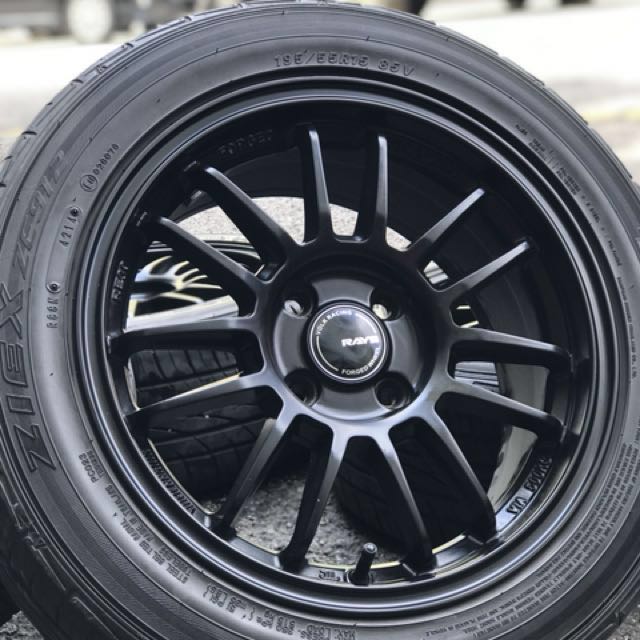 Re30 15 inch sports rim alza advance tyre 95% . Black rim 