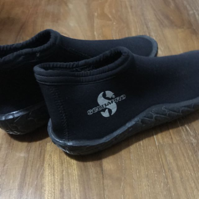 Scubapro Dive Boots (lowcut), Sports Equipment, Sports & Games, Water