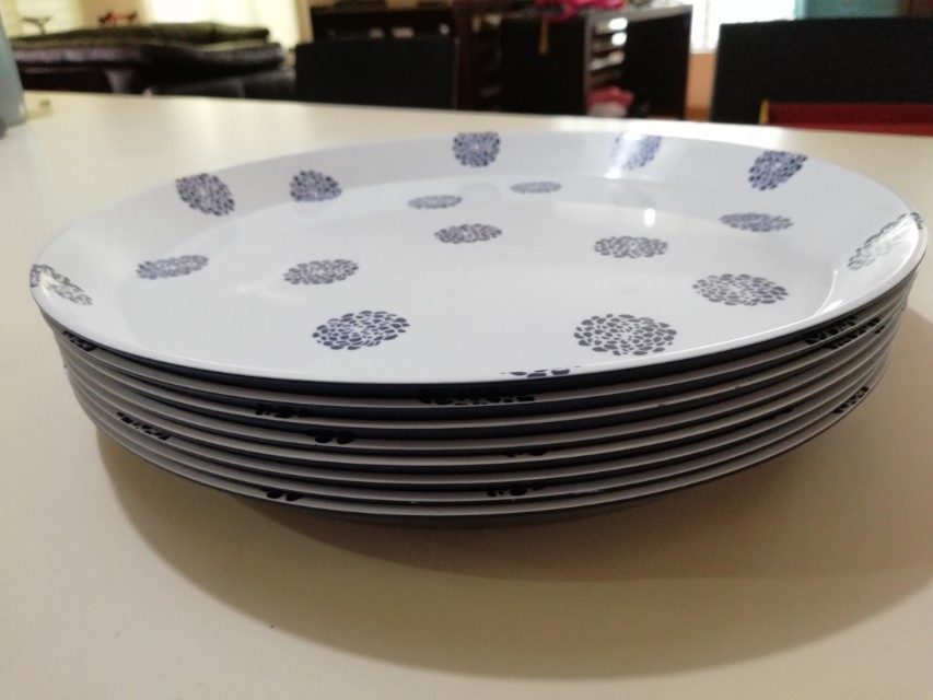 8 pieces Ikea Melamine dinner plates, Furniture & Home Living