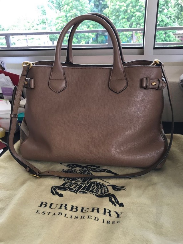 Burberry Banner NM Tote