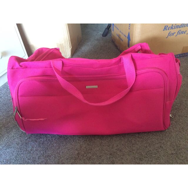 Lanza Fuchsia Pink Suitcase/Wheeled 