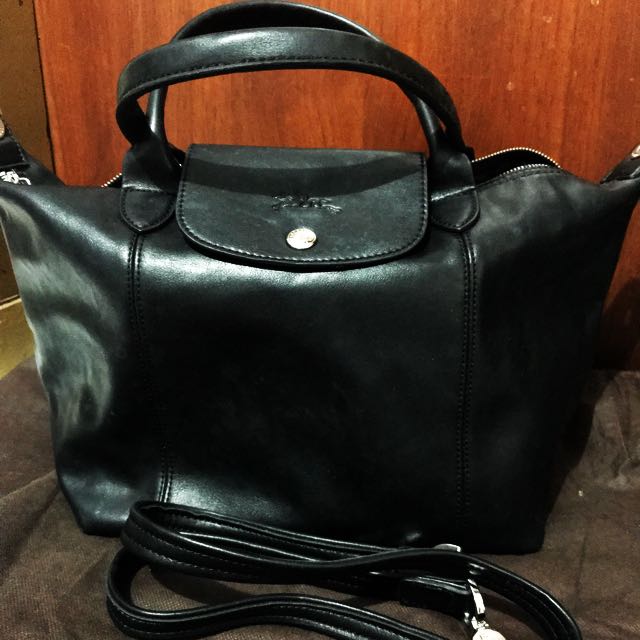 harga longchamp cuir original