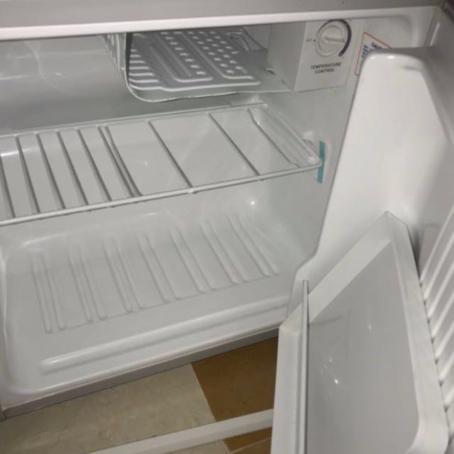 Panasonic Mini Bar Fridge NRAE51SH, TV & Home Appliances, Kitchen