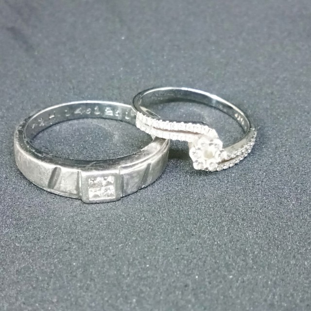 Wah chan couple sales ring