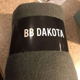 BB Dakota poncho