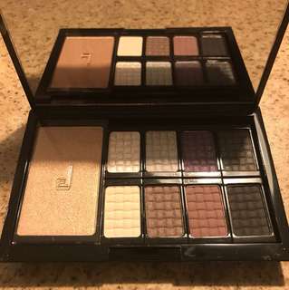 Doucce eyeshadow pro palette