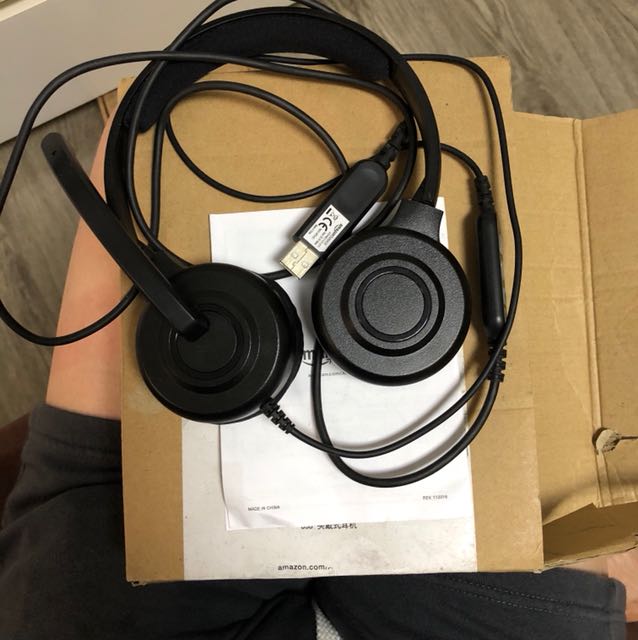 7 AmazonBasics Padded USB Headset with Noise canceling Mic Audio Headphones Headsets on Carousell