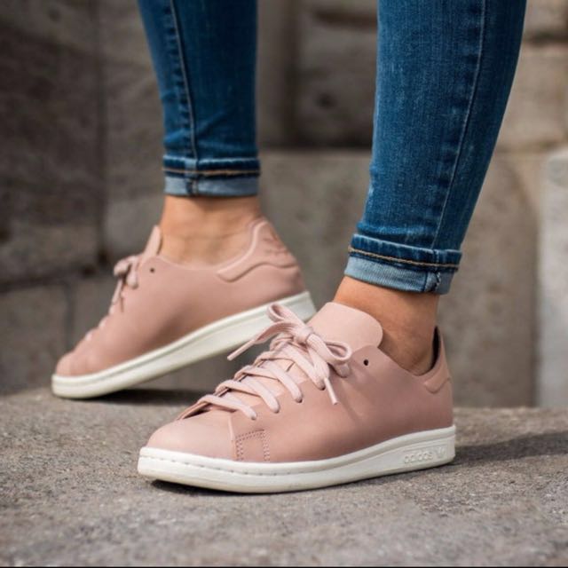Adidas Stan Smith Nude Leather Premium Sneakers UK5.5, Women's Fashion,  Shoes on Carousell